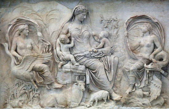 Γιορτή τής Μητέρας, Αρχαία Ελληνική Θεά Κυβέλη   